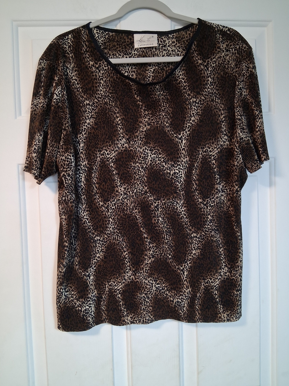 Kathie Lee Collection Leopard Animal Print Short Sleeve Top Brown Black Office M